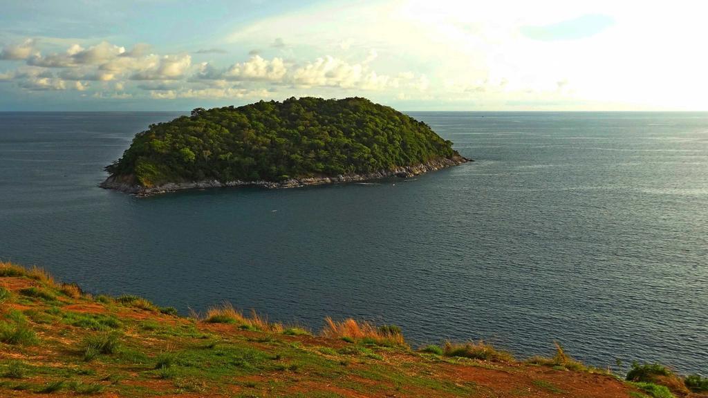 But Different Phuket Boutique Hotel Nai Harn エクステリア 写真