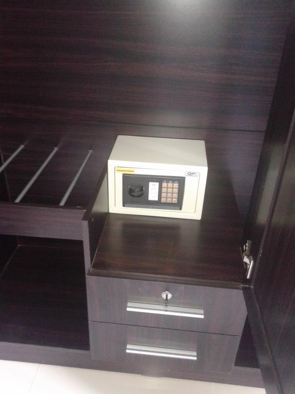 But Different Phuket Boutique Hotel Nai Harn エクステリア 写真
