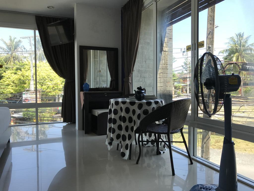 But Different Phuket Boutique Hotel Nai Harn エクステリア 写真