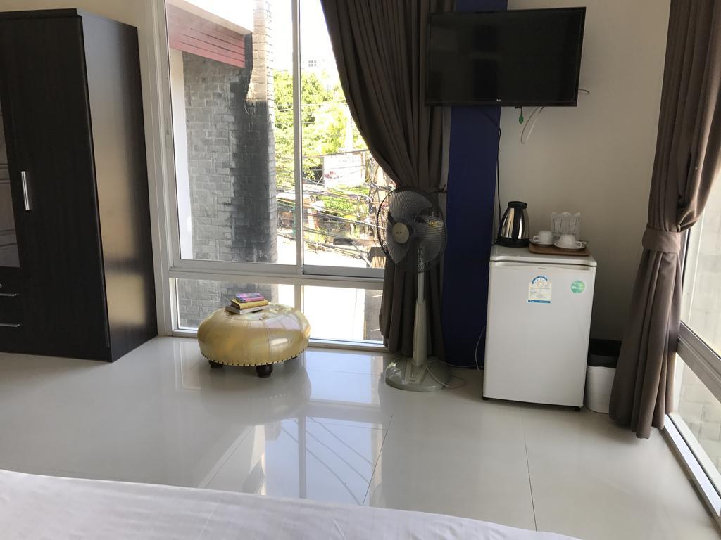 But Different Phuket Boutique Hotel Nai Harn エクステリア 写真
