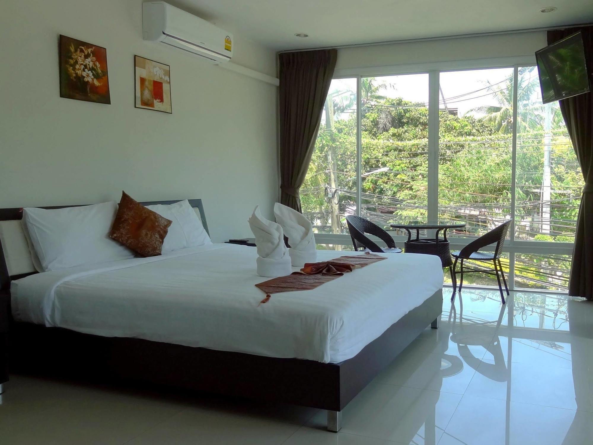 But Different Phuket Boutique Hotel Nai Harn エクステリア 写真